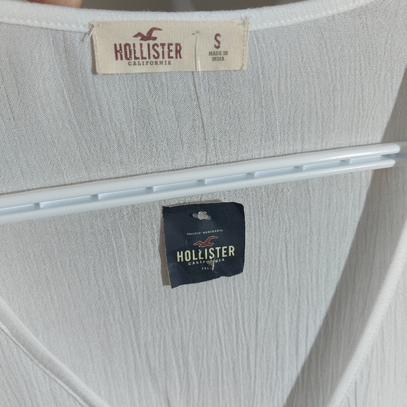 Hollister Button Down Tie Crop Top - Picture 7 of 9